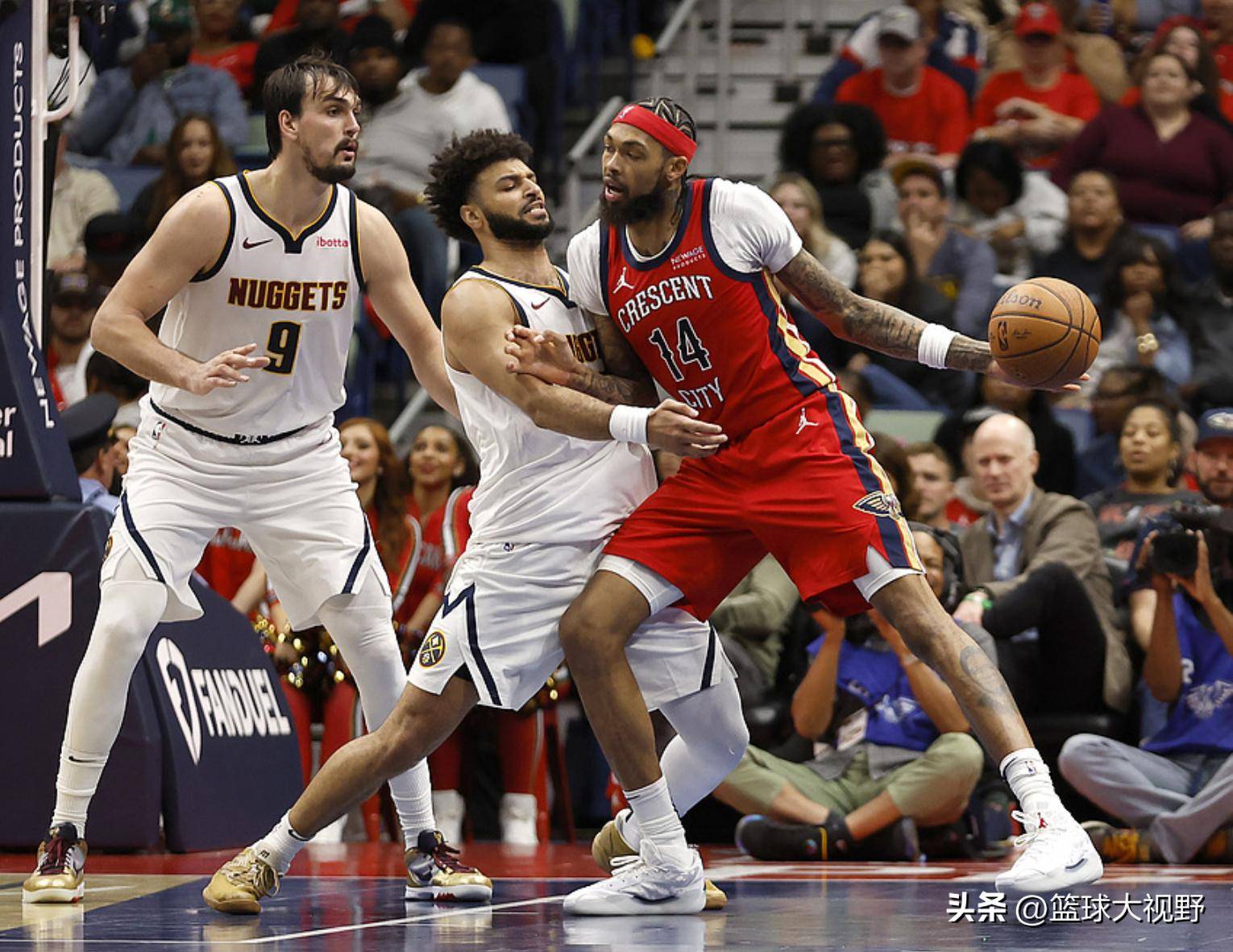 鹈鹕横扫公牛，福克斯统治全场