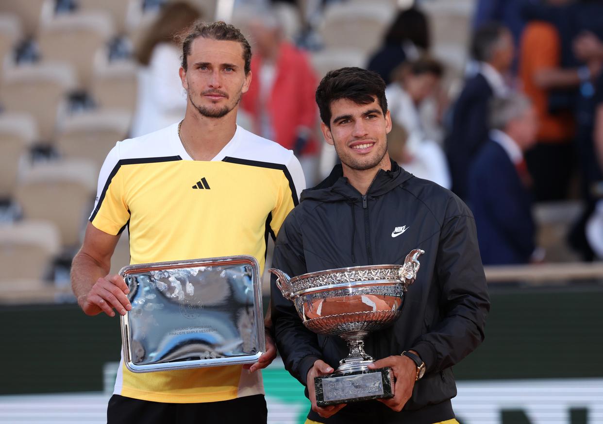 法网鏖战美网，兹维列夫扛起全队的简单介绍