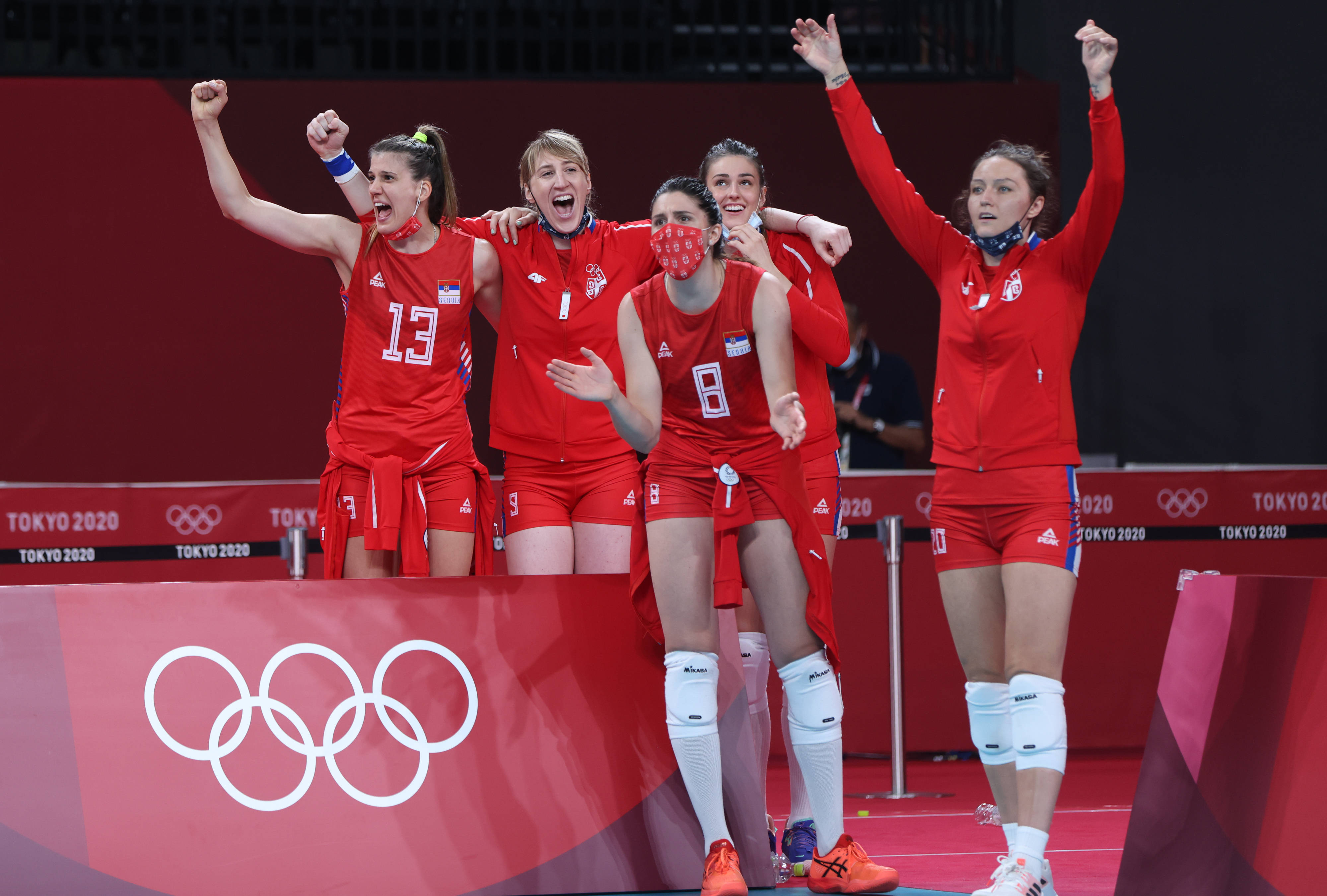 关于塞尔维亚队战胜挑战者，晋级下一轮的信息