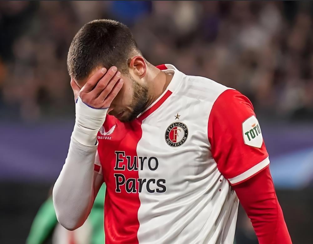 比利时队长受伤下场，影响球队表现的简单介绍