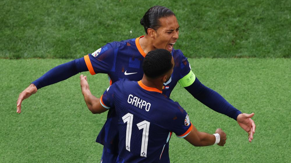 荷兰队在比赛中展现出色实力 荷兰队在比赛中展现出色实力