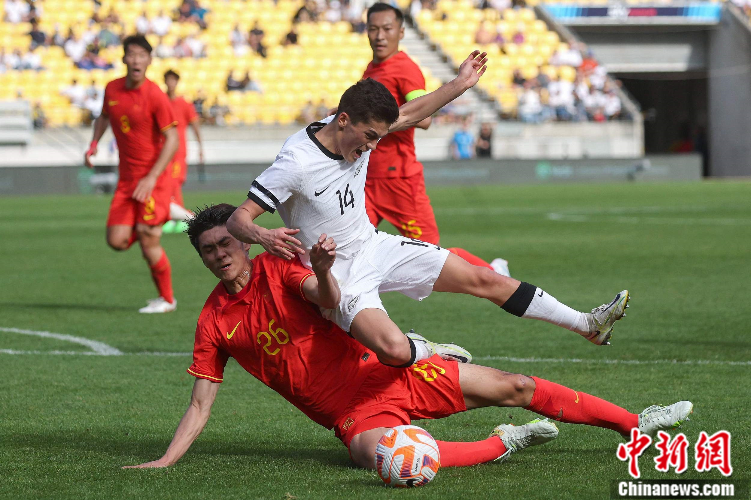 关于新西兰球员连续进球，雄心勃勃的信息