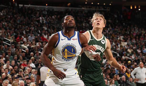 雄鹿战胜灰熊,再次展现出色表现 雄鹿战胜灰熊,再次展现出色表现