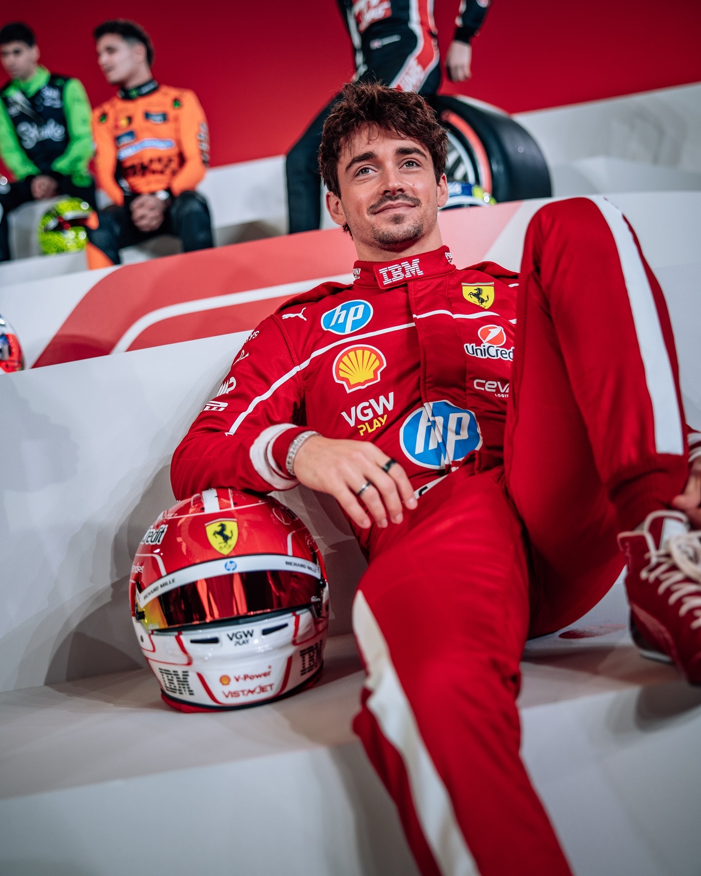 梅赛德斯绝杀红牛二队，皮亚斯特里高光表现的简单介绍